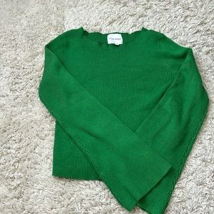 Green long sleeve top